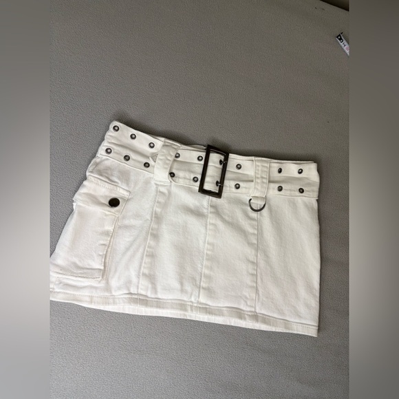 Edikted Dresses & Skirts - Edikted White Grommet Belted Mini Skirt